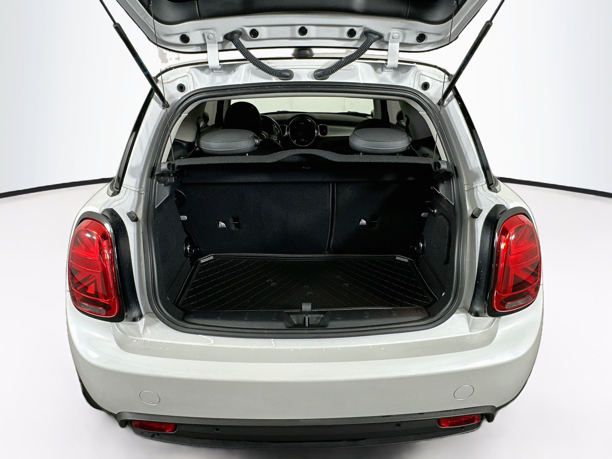 Used 2024 MINI Cooper SE FWD image 27