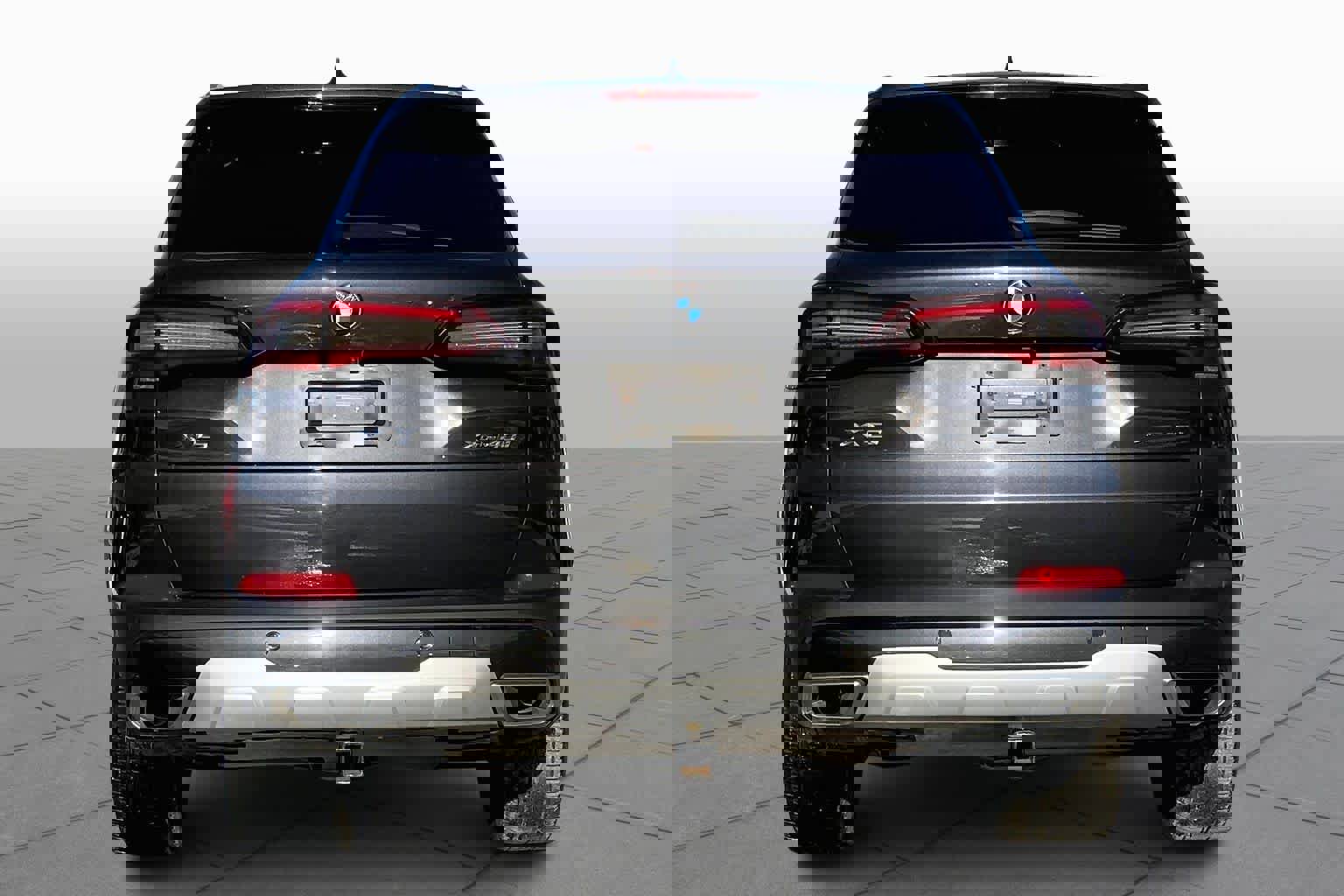 Certified 2022 BMW X5 xDrive40i w/ Premium Package image 4