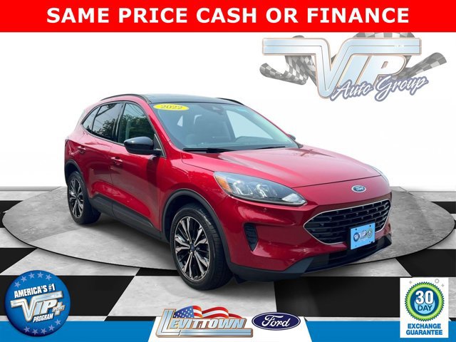 Used 2022 Ford Escape SE w/ SE Sport Appearance Package AWD/4WD video 1