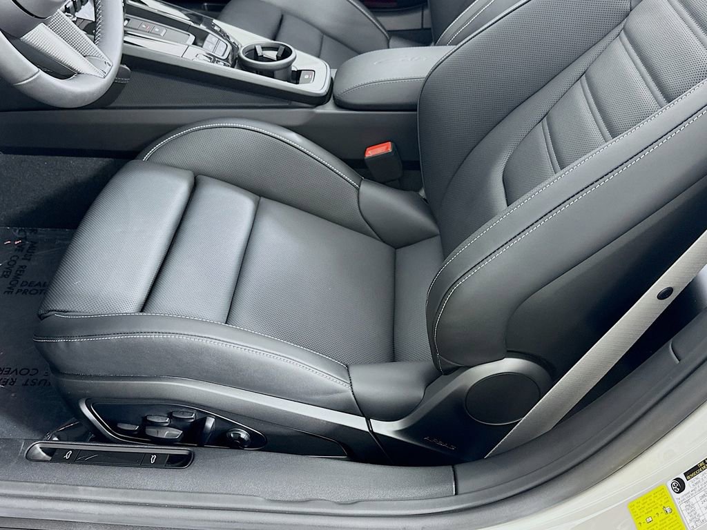 New 2026 Porsche 911 Carrera 4S image 22