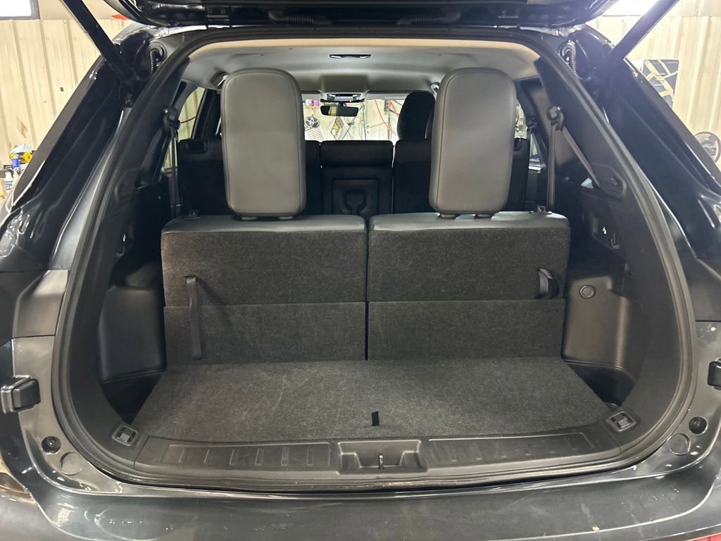 Used 2025 Mitsubishi Outlander SE AWD/4WD image 26