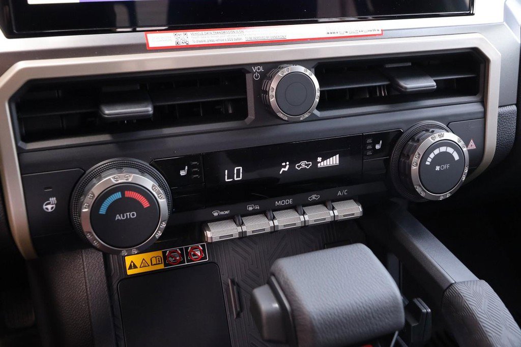 New 2025 Toyota Tacoma TRD Off-Road image 18