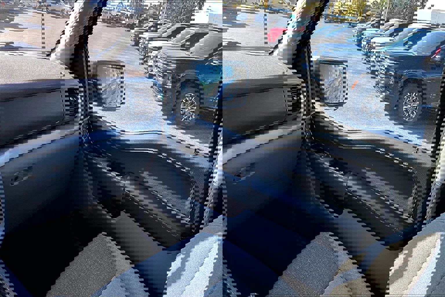 Used 2024 Ford F150 XLT w/ Mobile Office Package image 16