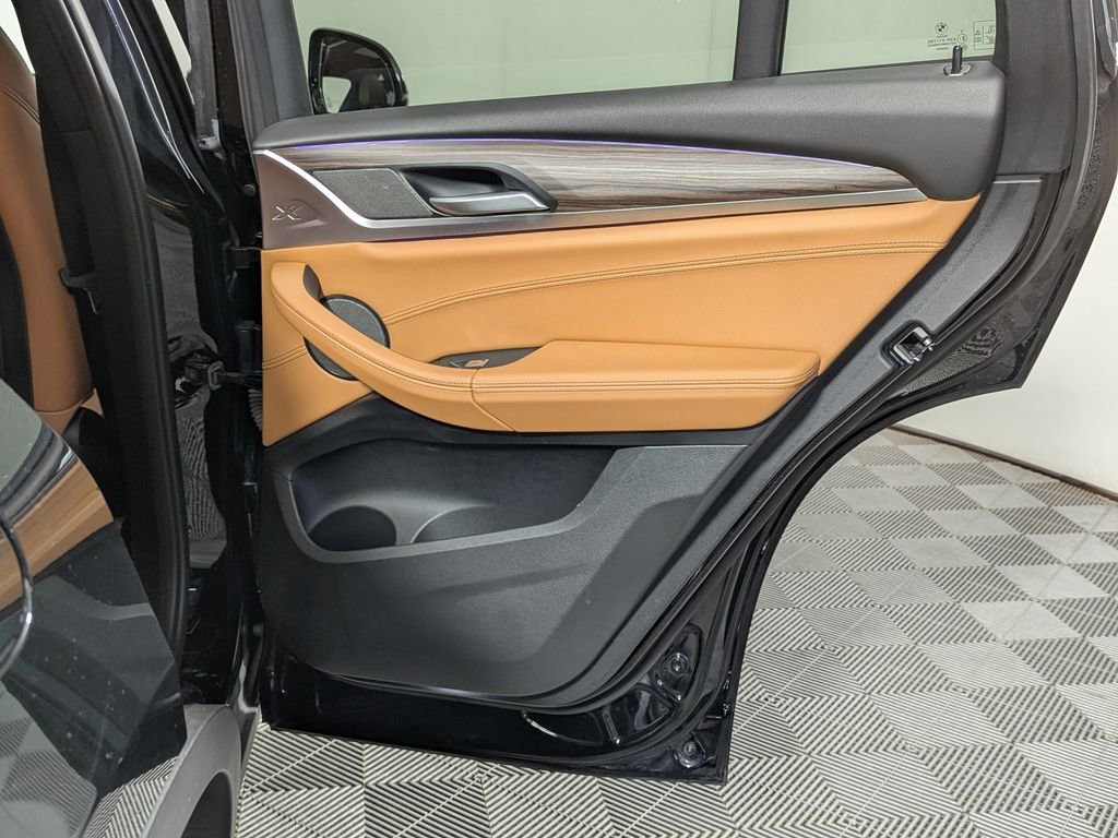 Used 2021 BMW X4 xDrive30i w/ Executive Package image 41