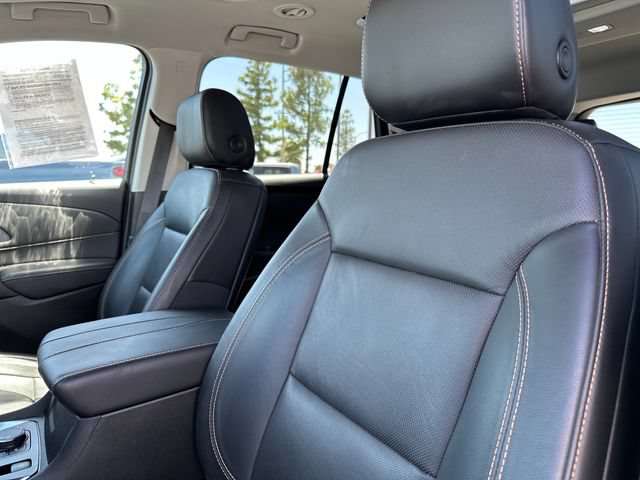 Certified 2021 Chevrolet Traverse Premier w/ Redline Edition FWD image 10