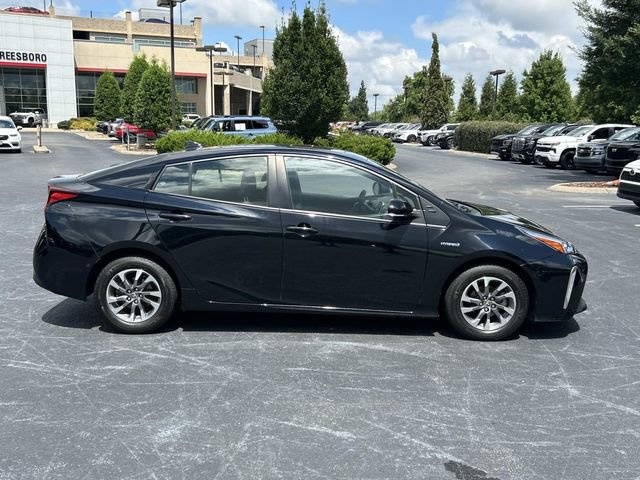 Used 2022 Toyota Prius Limited w/ Premium Convenience Package FWD image 3