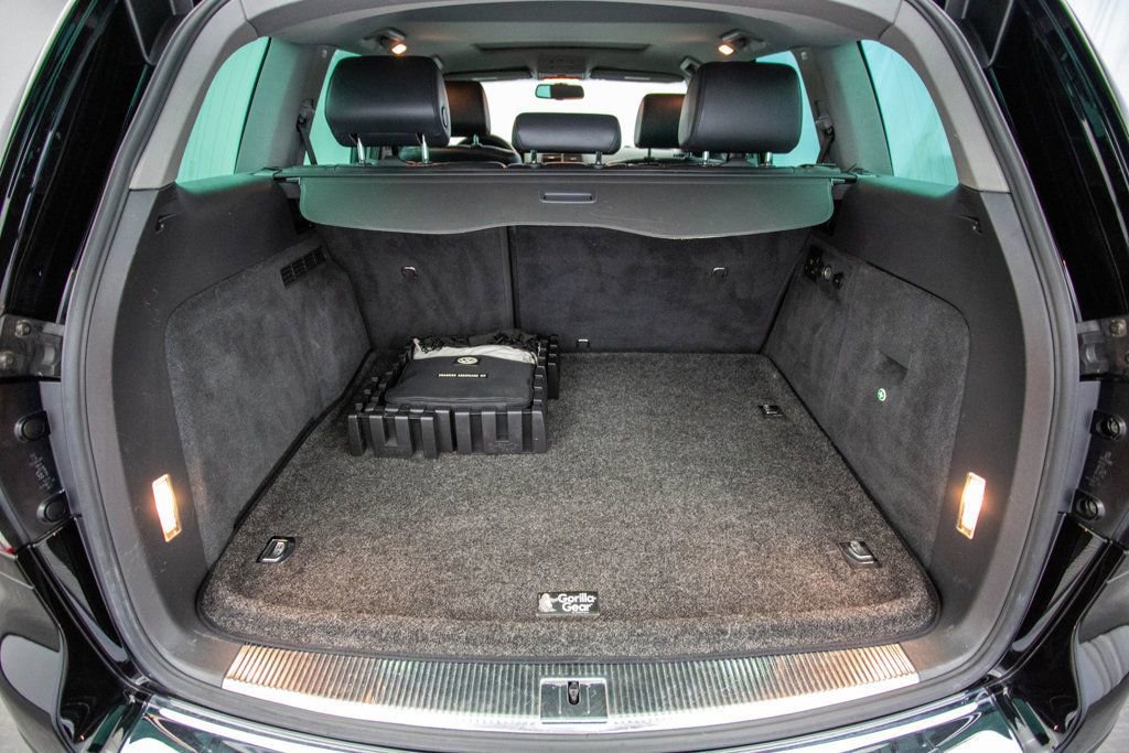 Used 2008 Volkswagen Touareg V10 TDI image 40