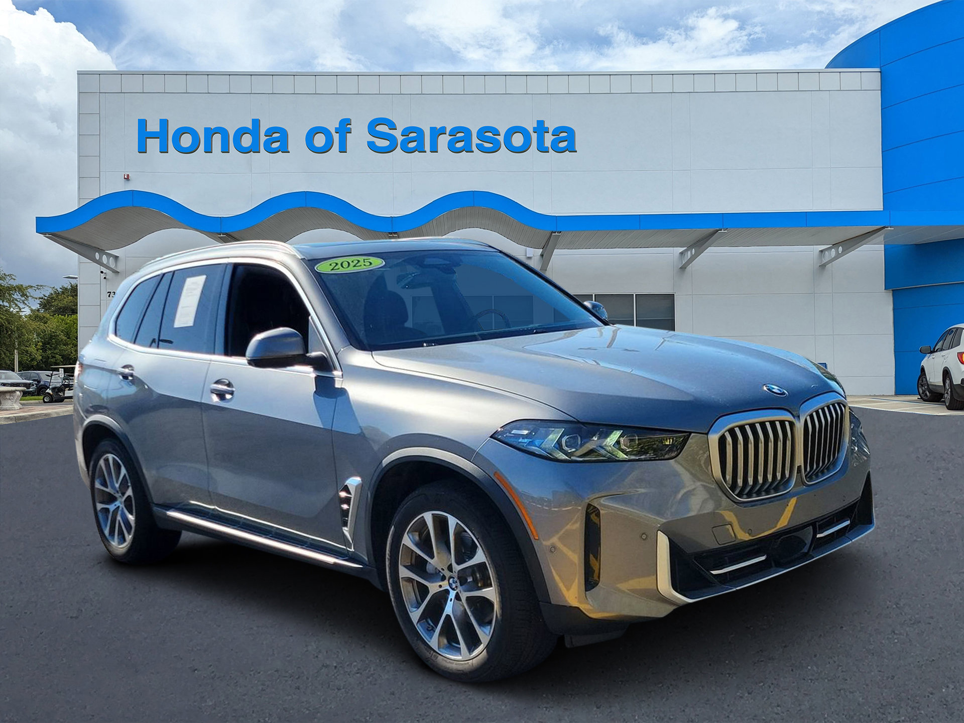 Used 2025 BMW X5 xDrive40i image 1