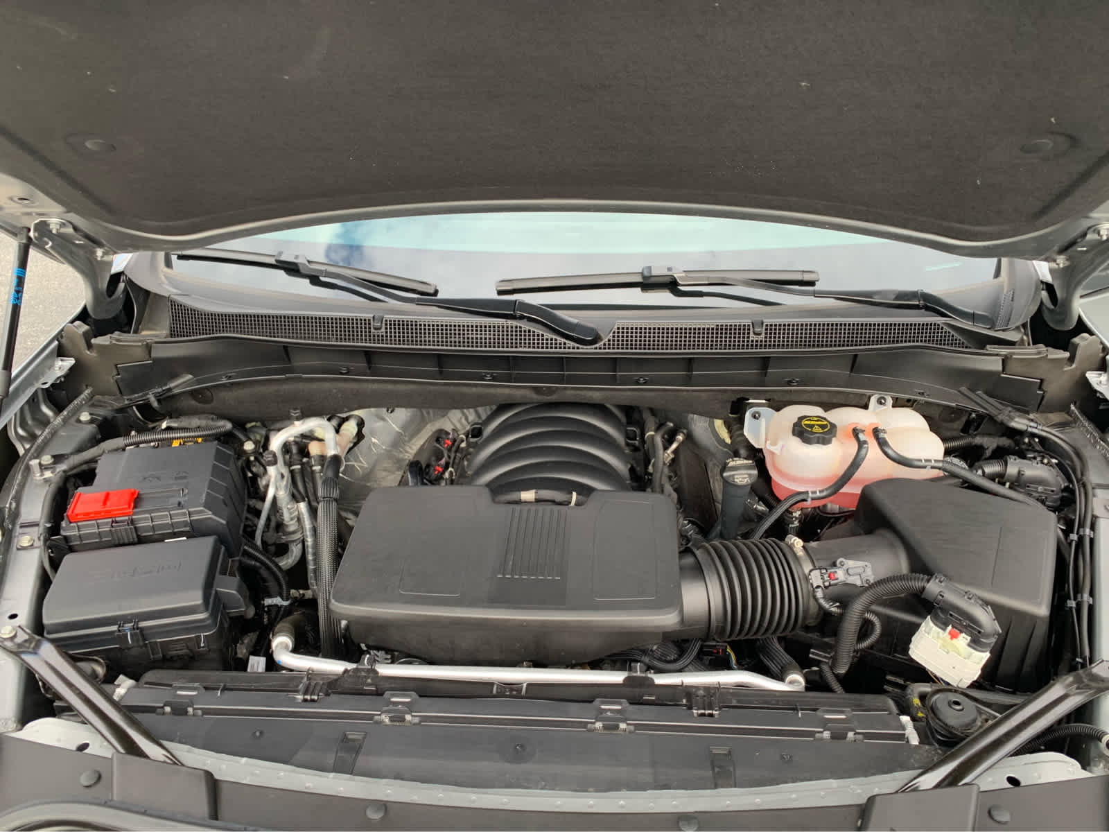 Used 2025 Chevrolet Tahoe RST image 10