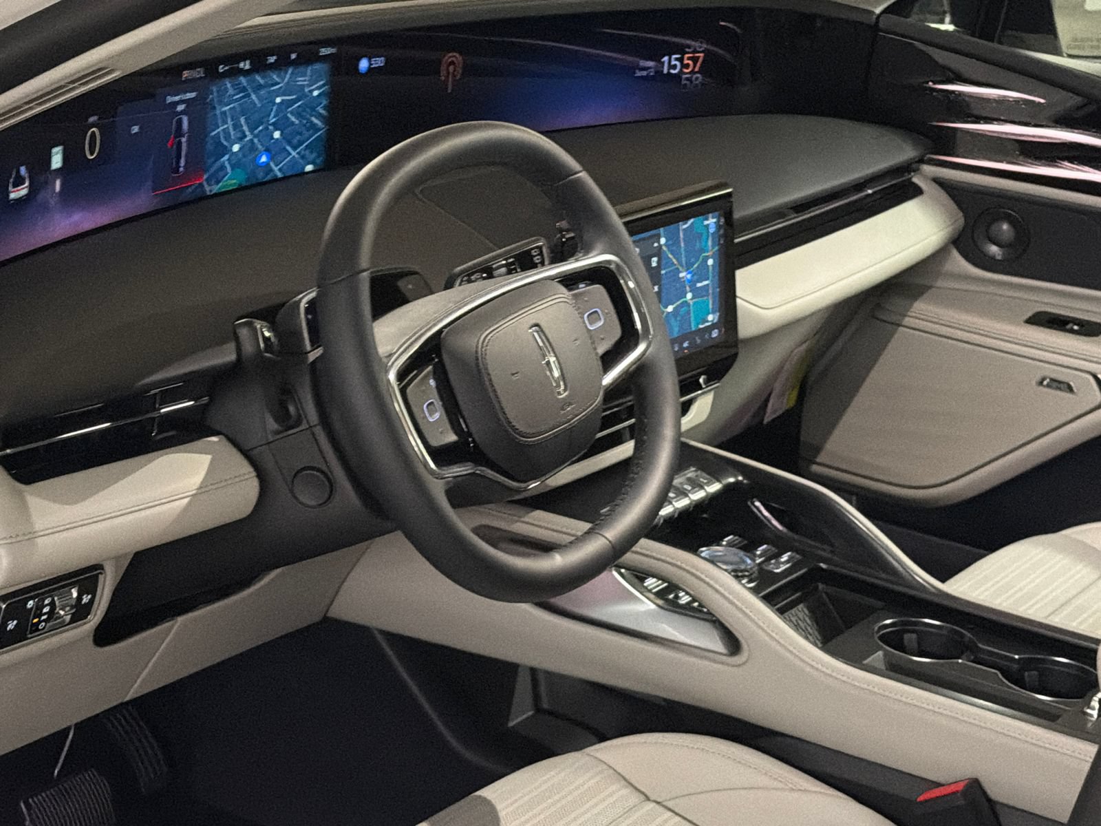 New 2026 Lincoln Nautilus Reserve AWD/4WD image 15