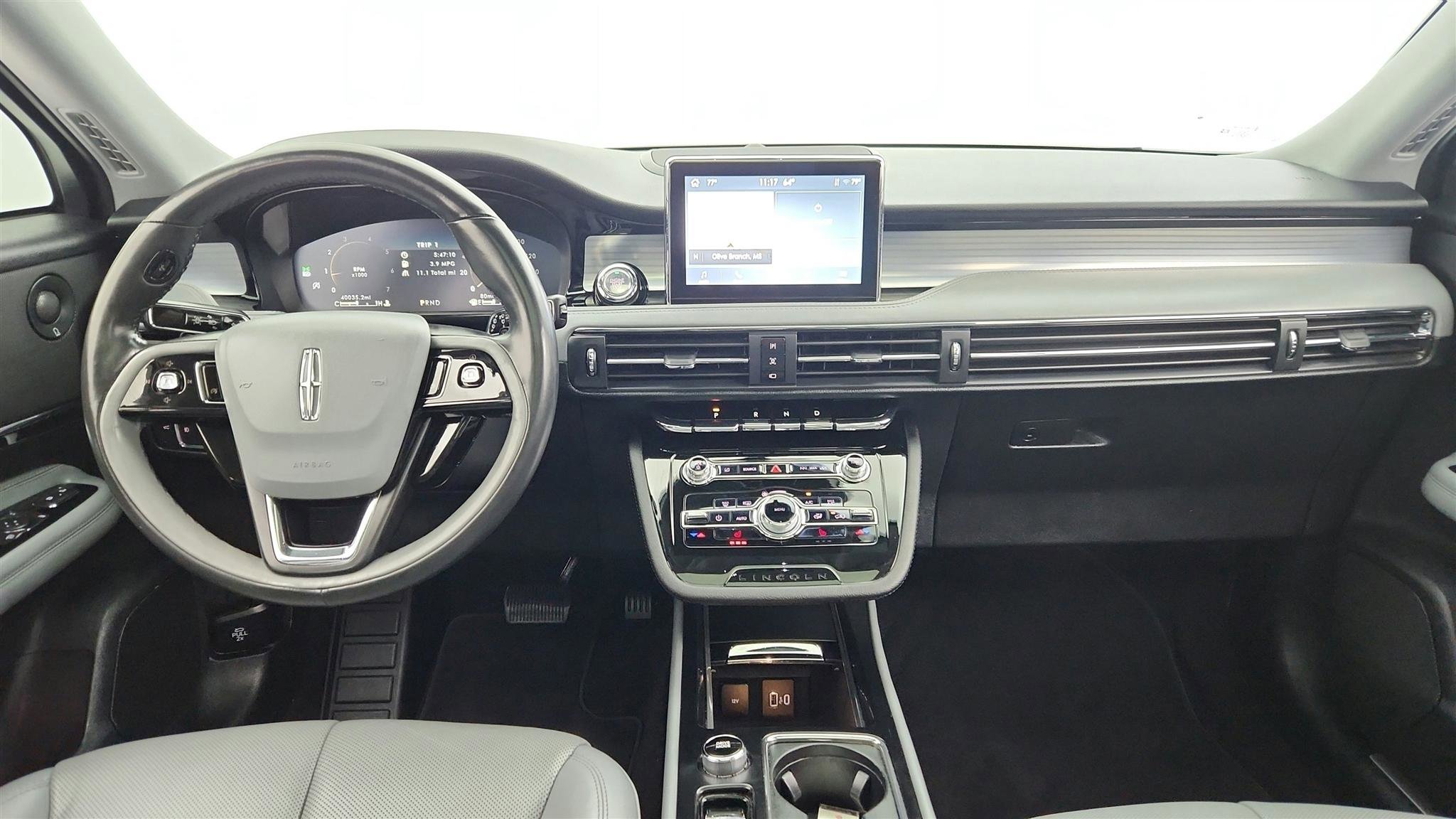 Used 2021 Lincoln Corsair Reserve FWD image 28