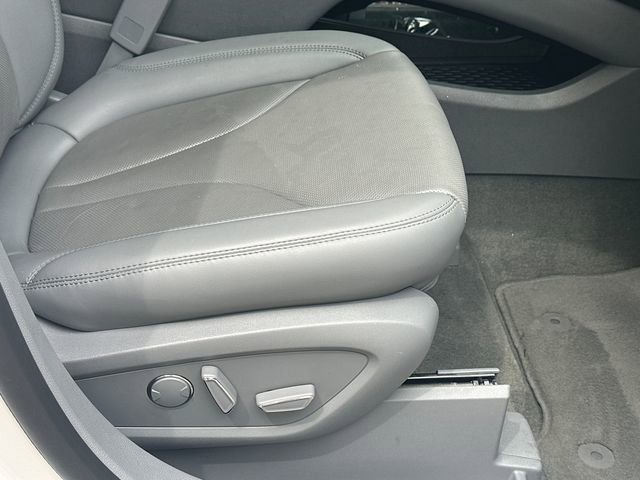 Used 2023 Lincoln Nautilus Reserve FWD image 14