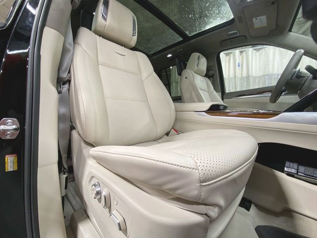 Used 2025 Cadillac Escalade Sport Platinum image 29