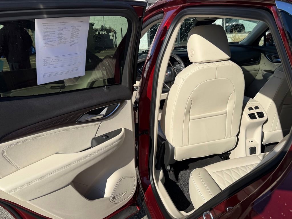Certified 2023 Buick Envision Avenir AWD/4WD image 12