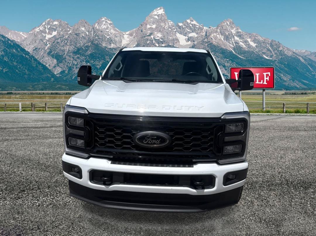 Used 2026 Ford F350 Lariat w/ Black Appearance Package AWD/4WD image 2