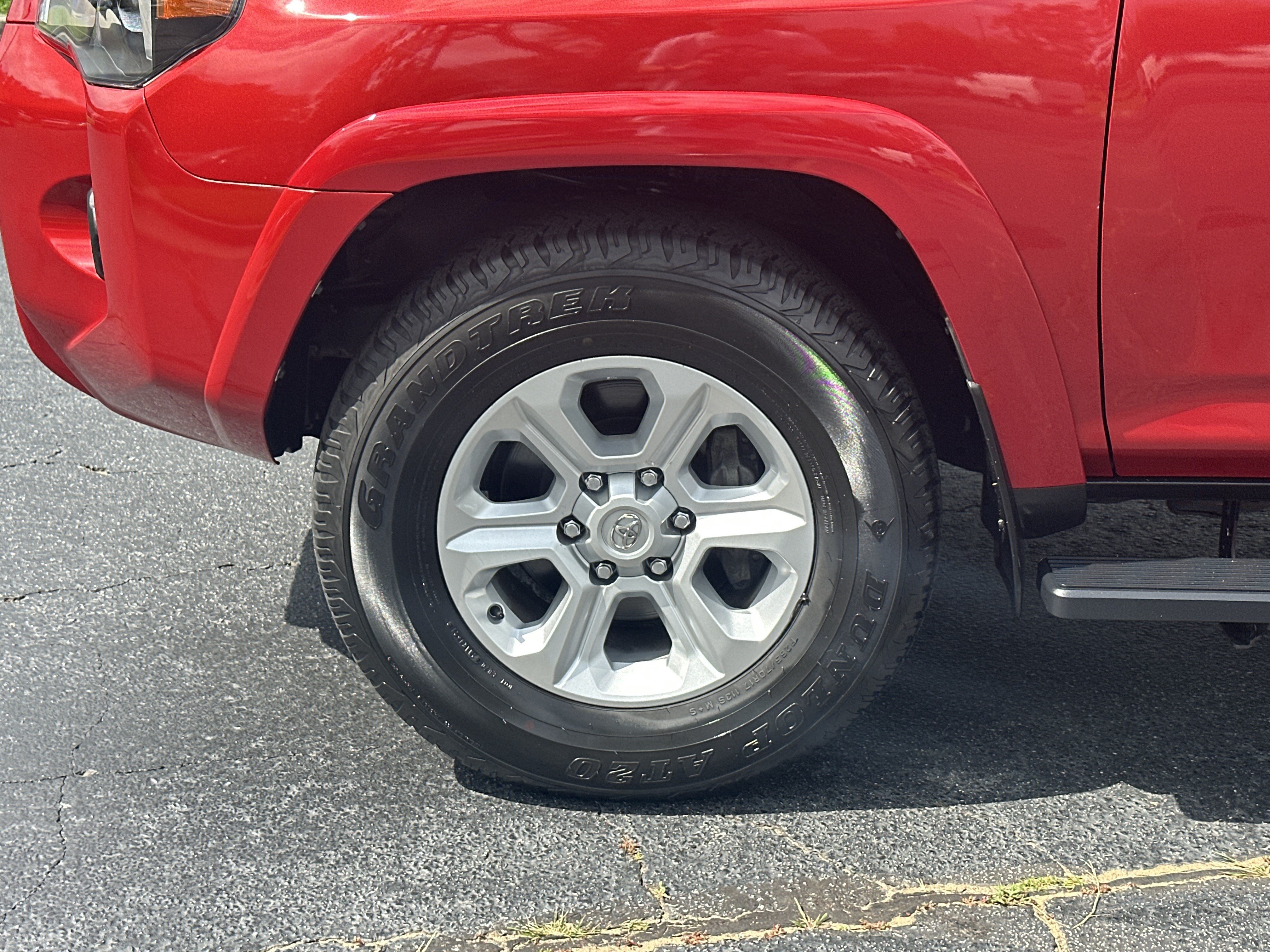 Used 2022 Toyota 4Runner SR5 RWD image 11