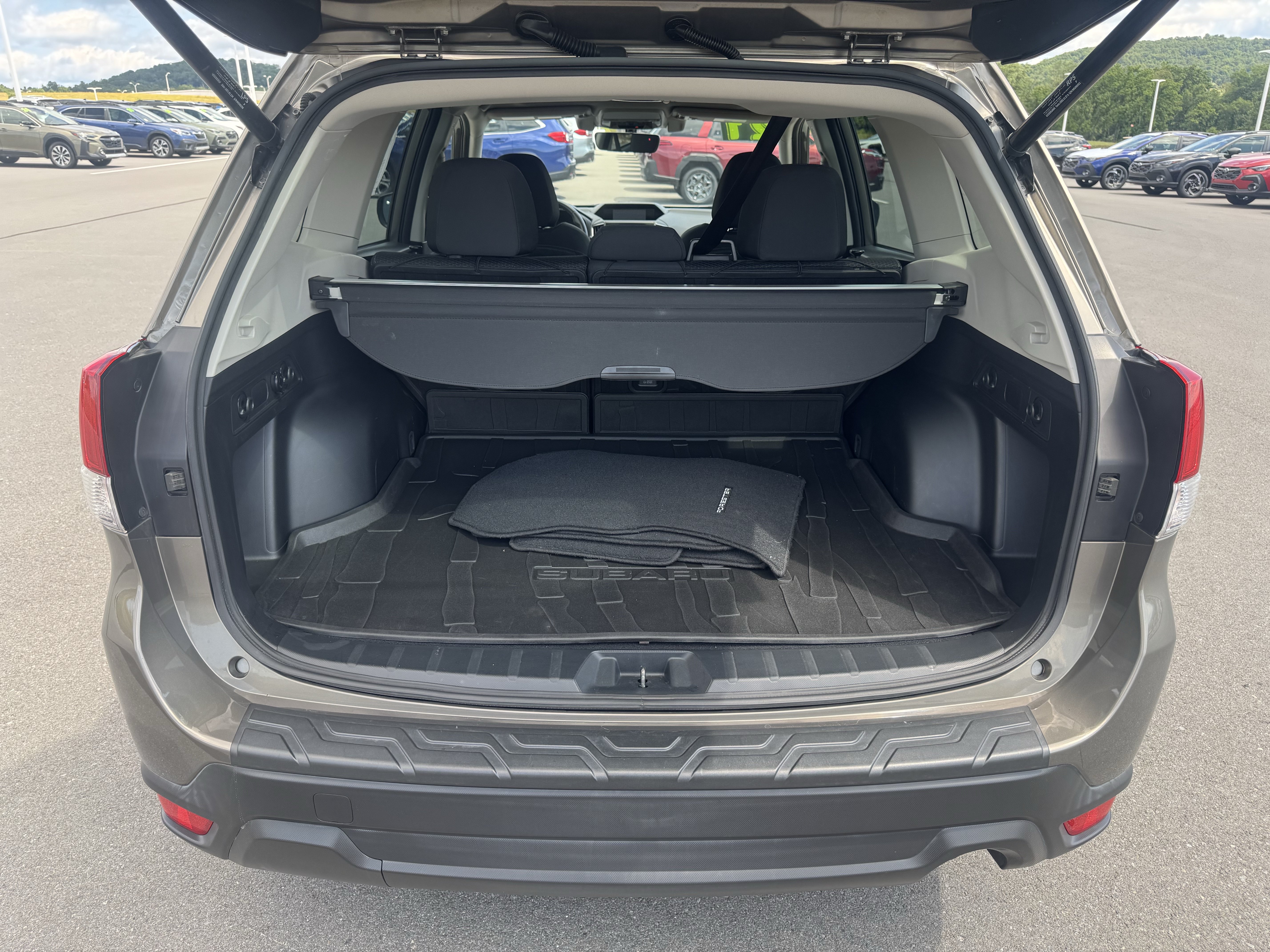 Used 2021 Subaru Forester Premium w/ Popular Package #1 AWD/4WD video 5