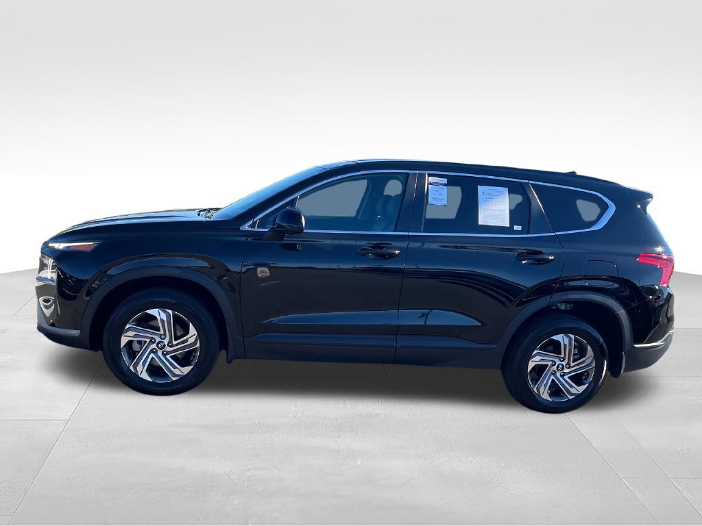 Used 2023 Hyundai Santa Fe SE AWD/4WD image 2