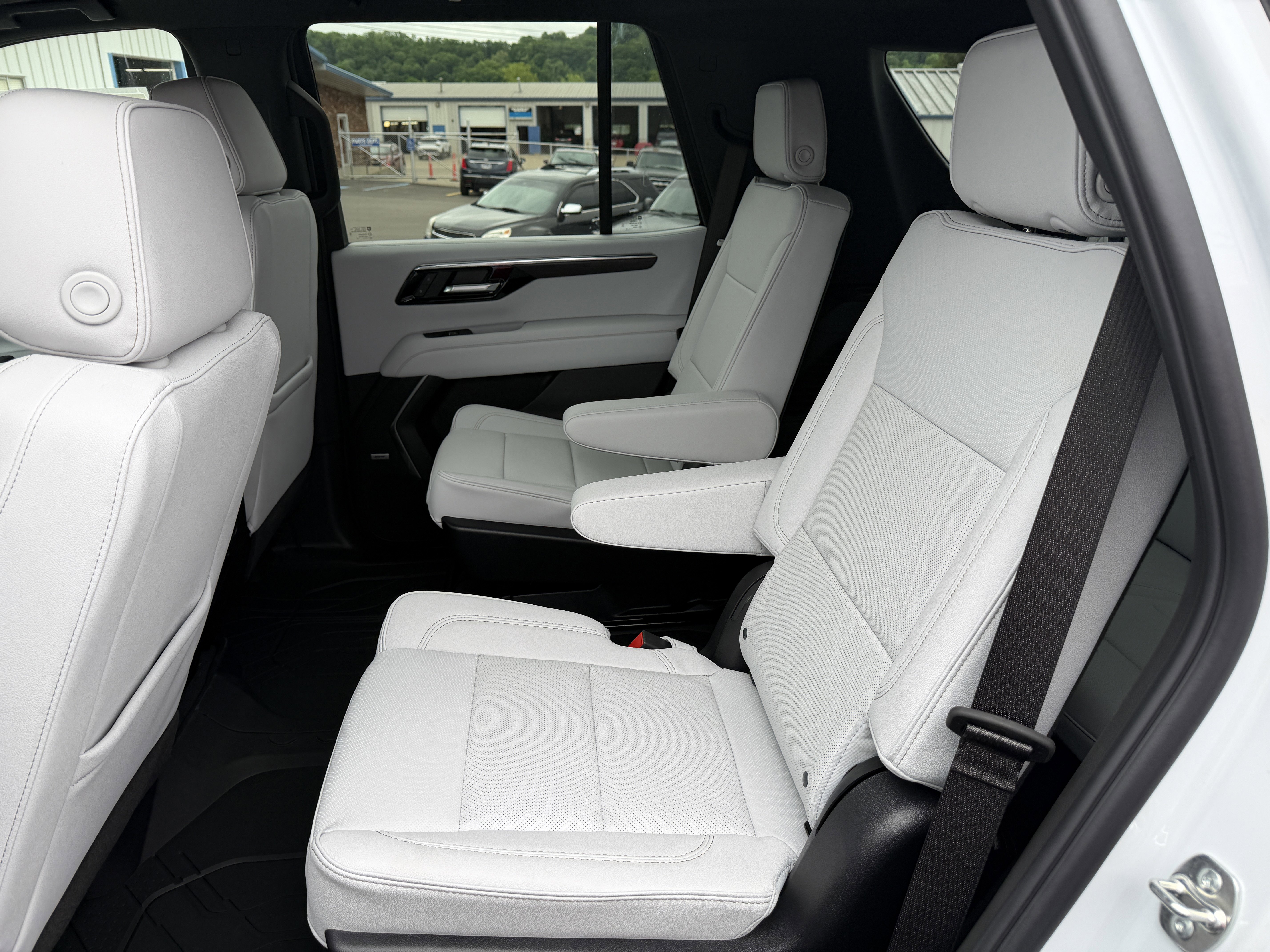 New 2026 Chevrolet Tahoe Premier AWD/4WD image 10