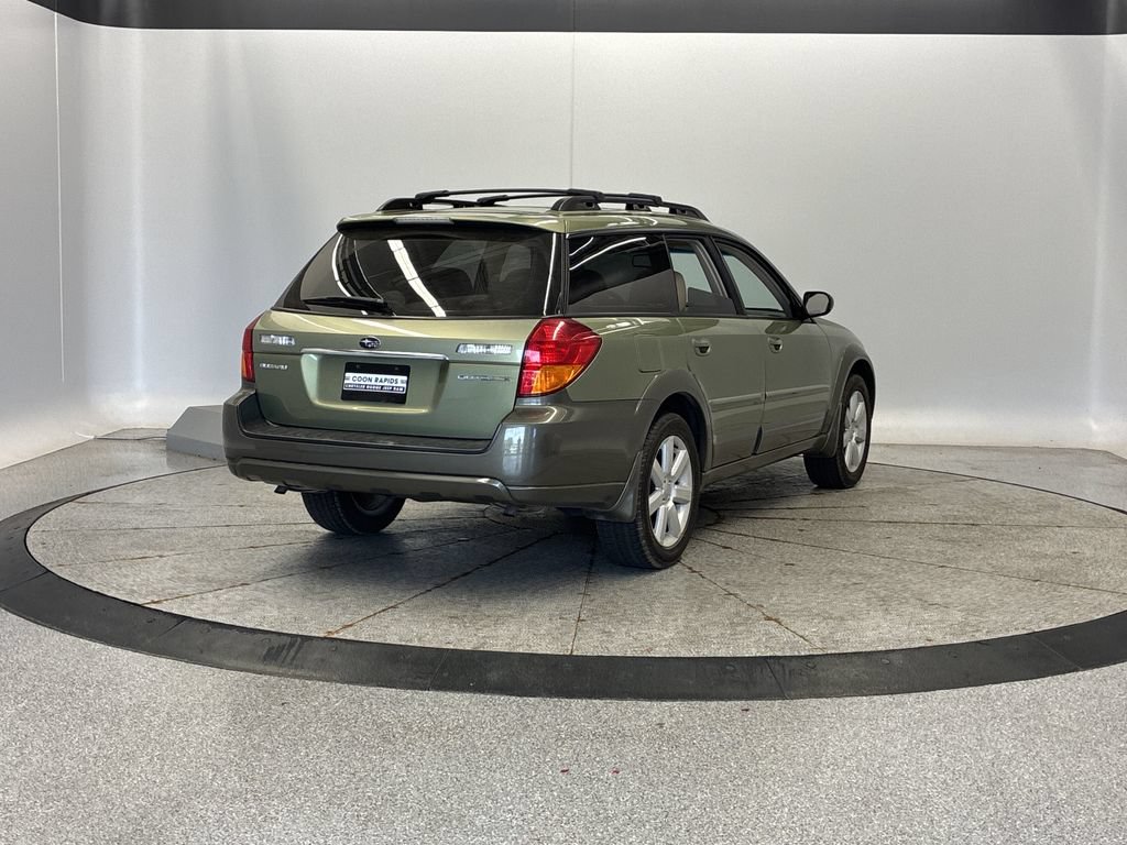 Used 2006 Subaru Outback 2.5i Limited w/ Popular Equipment Group 2B AWD/4WD image 6