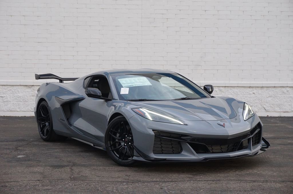 New 2025 Chevrolet Corvette Z06 w/ Z07 Performance Package image 2