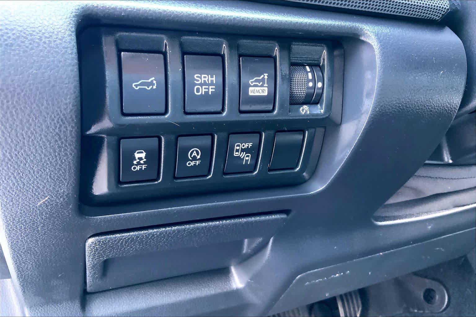 Used 2021 Subaru Forester Limited w/ Popular Package #3 AWD/4WD image 33