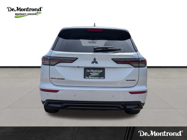 New 2026 Mitsubishi Outlander LE FWD image 6