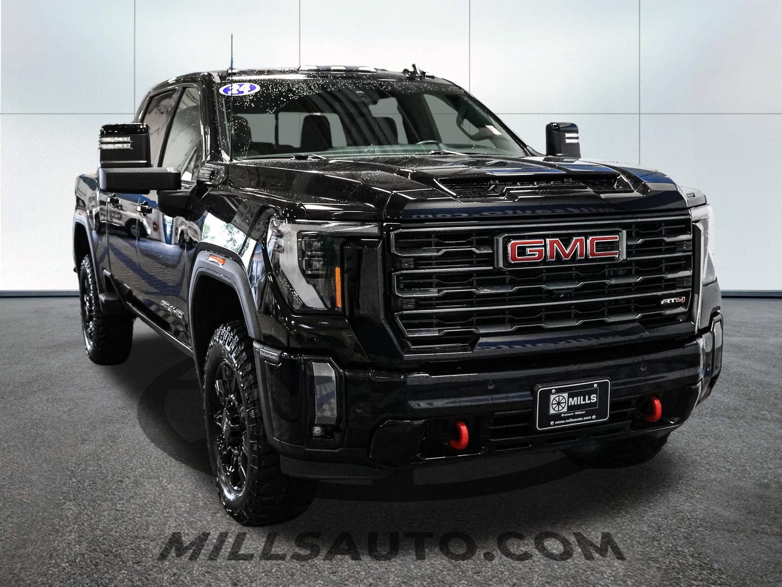 Used 2024 GMC Sierra 3500 AT4 w/ Technology Package AWD/4WD image 11