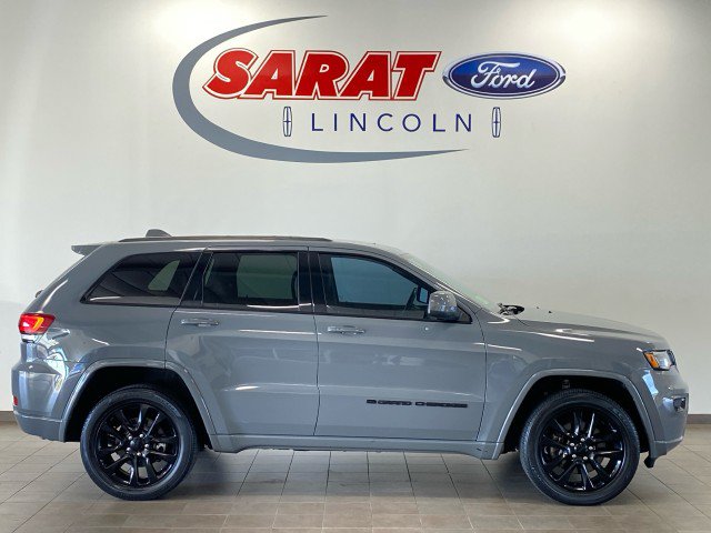 Used 2022 Jeep Grand Cherokee Laredo X AWD/4WD video 1