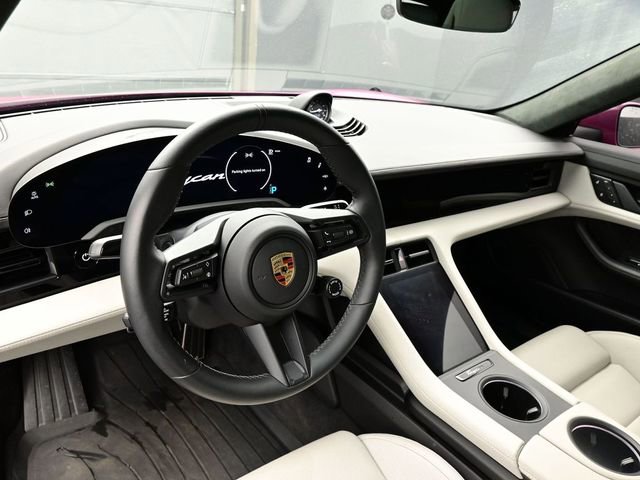 Certified 2024 Porsche Taycan GTS image 4