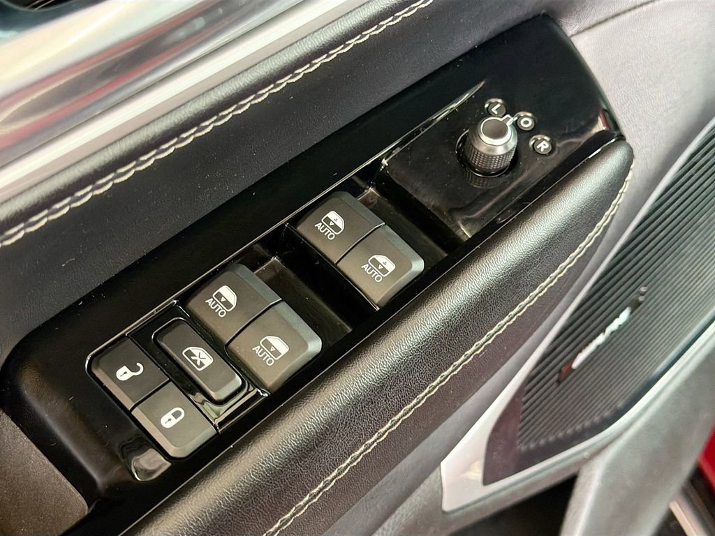 Used 2022 Jeep Wagoneer Series III w/ Convenience Group I image 4