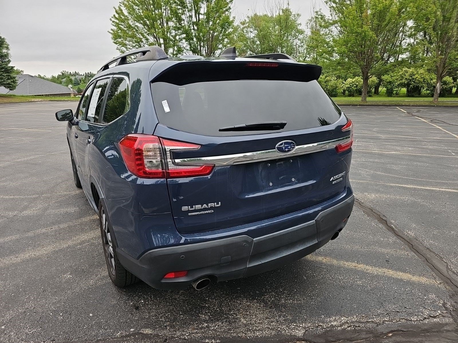 Used 2023 Subaru Ascent Limited AWD/4WD image 3