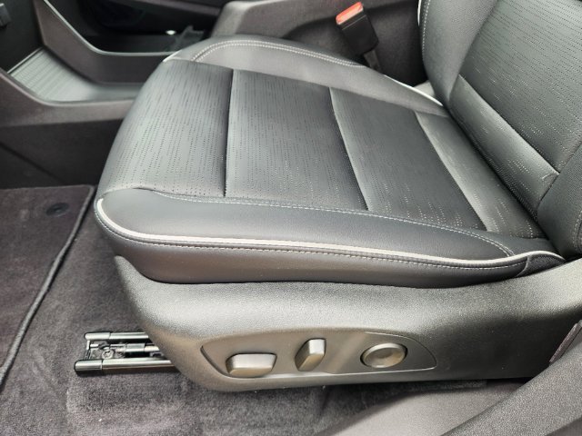 New 2025 Buick Enclave Sport Touring w/ Super Cruise Package FWD image 18