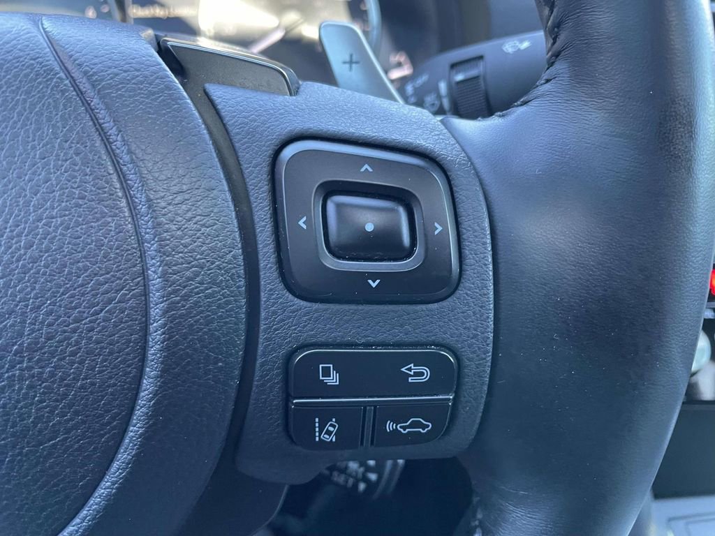 Used 2024 Lexus IS 350 F Sport w/ Navigation Package image 35