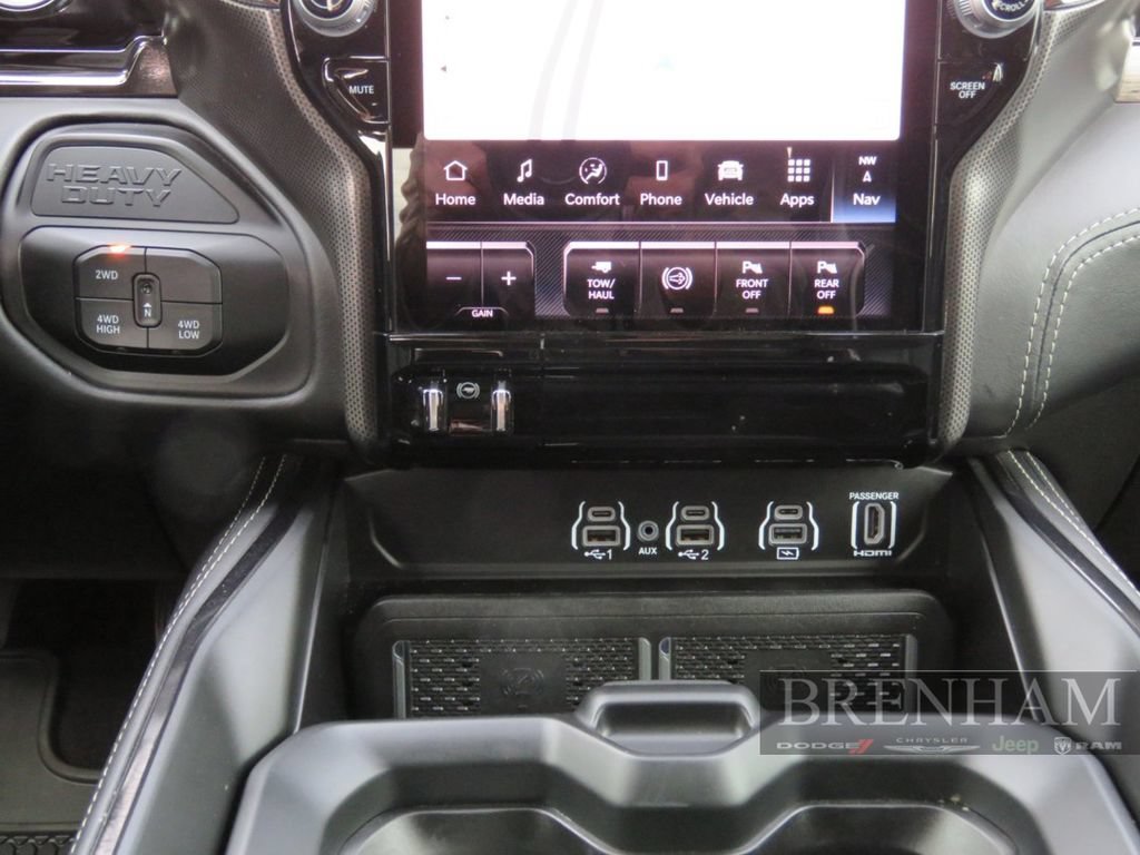 Used 2026 RAM 2500 Limited AWD/4WD image 24