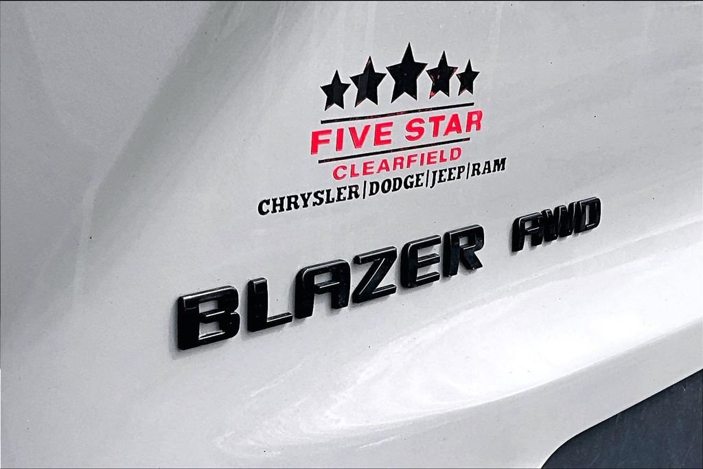 Used 2021 Chevrolet Blazer LT w/ LPO, Black Accent Package image 8