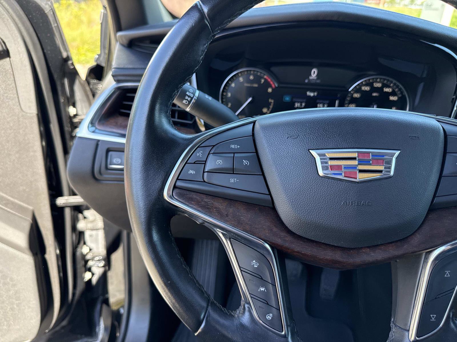 Used 2021 Cadillac XT5 Premium Luxury image 31