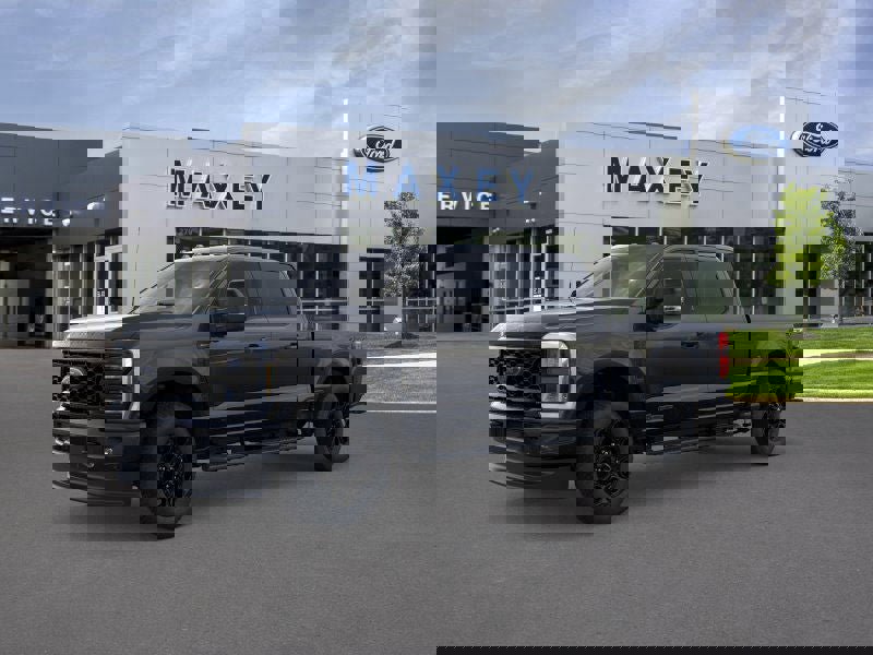 New 2026 Ford F250 4x4 Crew Cab Super Duty image 1