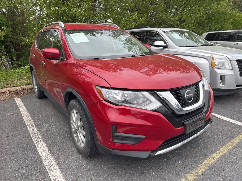 Used 2017 Nissan Rogue SV