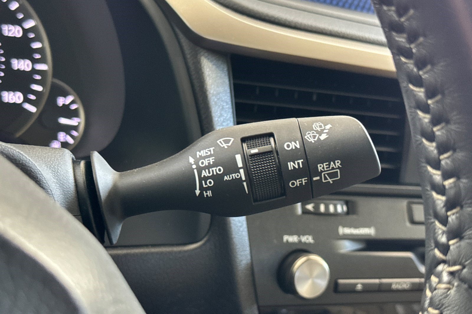 Certified 2022 Lexus RX 350 FWD w/ Premium Package image 33