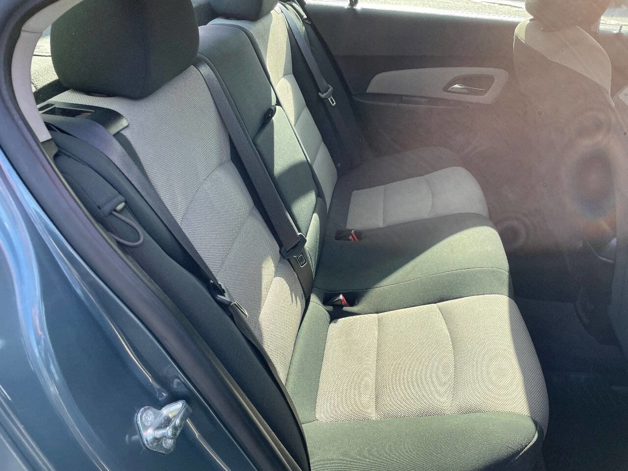 Used 2012 Chevrolet Cruze LS w/ Connectivity Package image 29