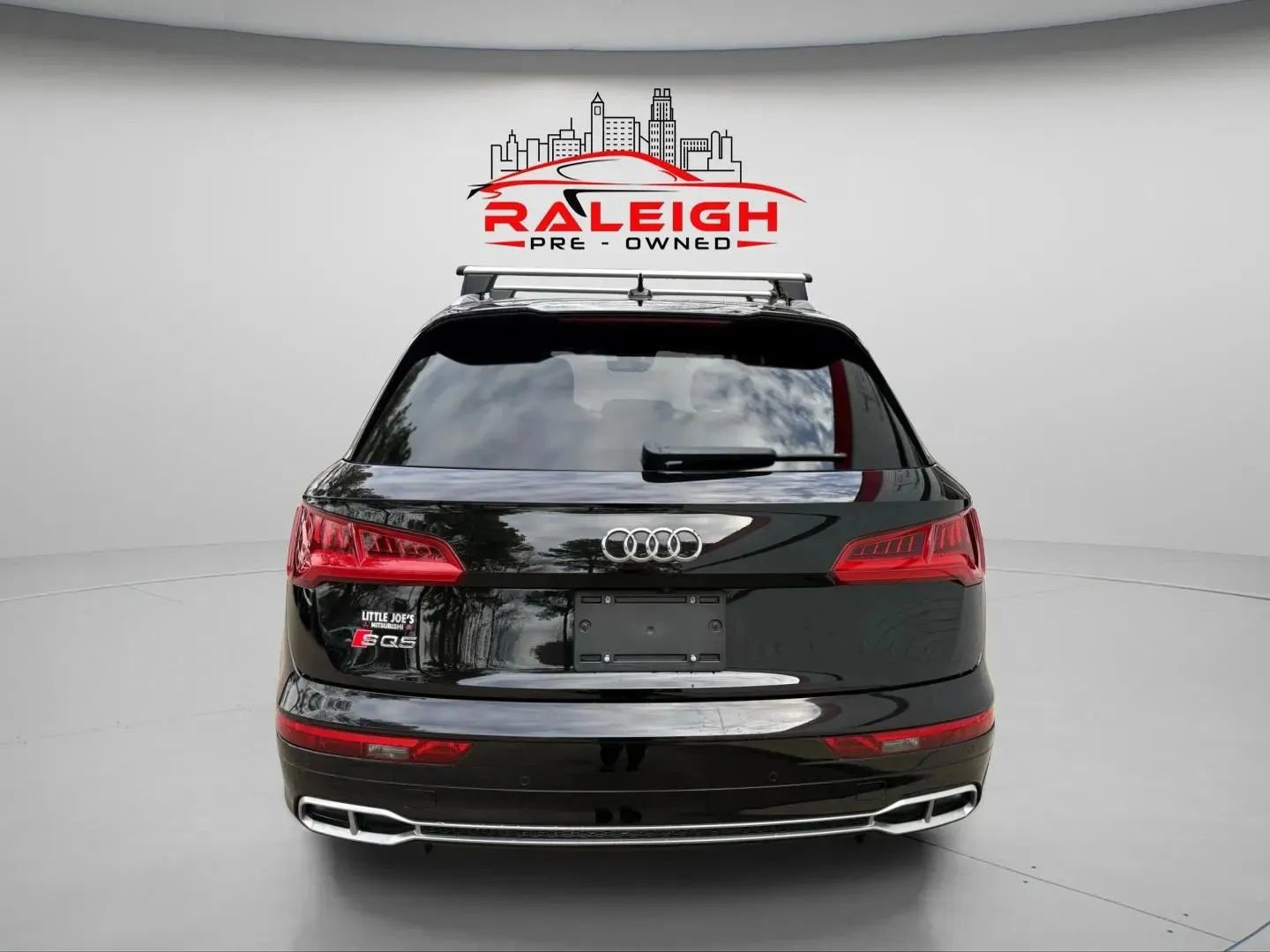 Used 2018 Audi SQ5 Premium Plus w/ Navigation Package image 6