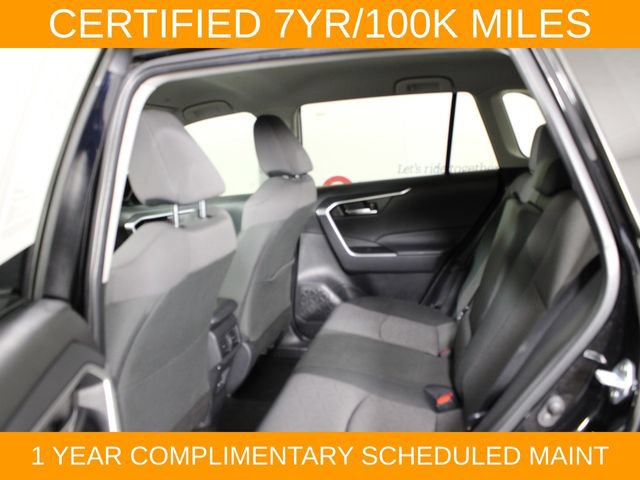 Used 2025 Toyota RAV4 XLE AWD/4WD image 19
