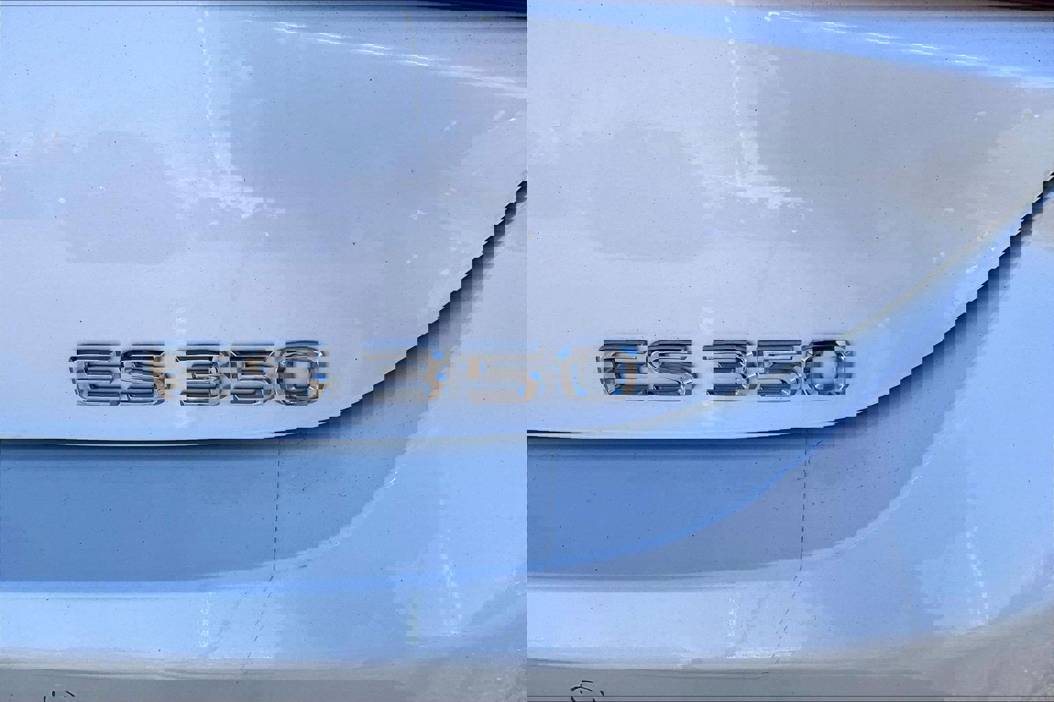 Used 2023 Lexus ES 350 w/ Premium Package image 8