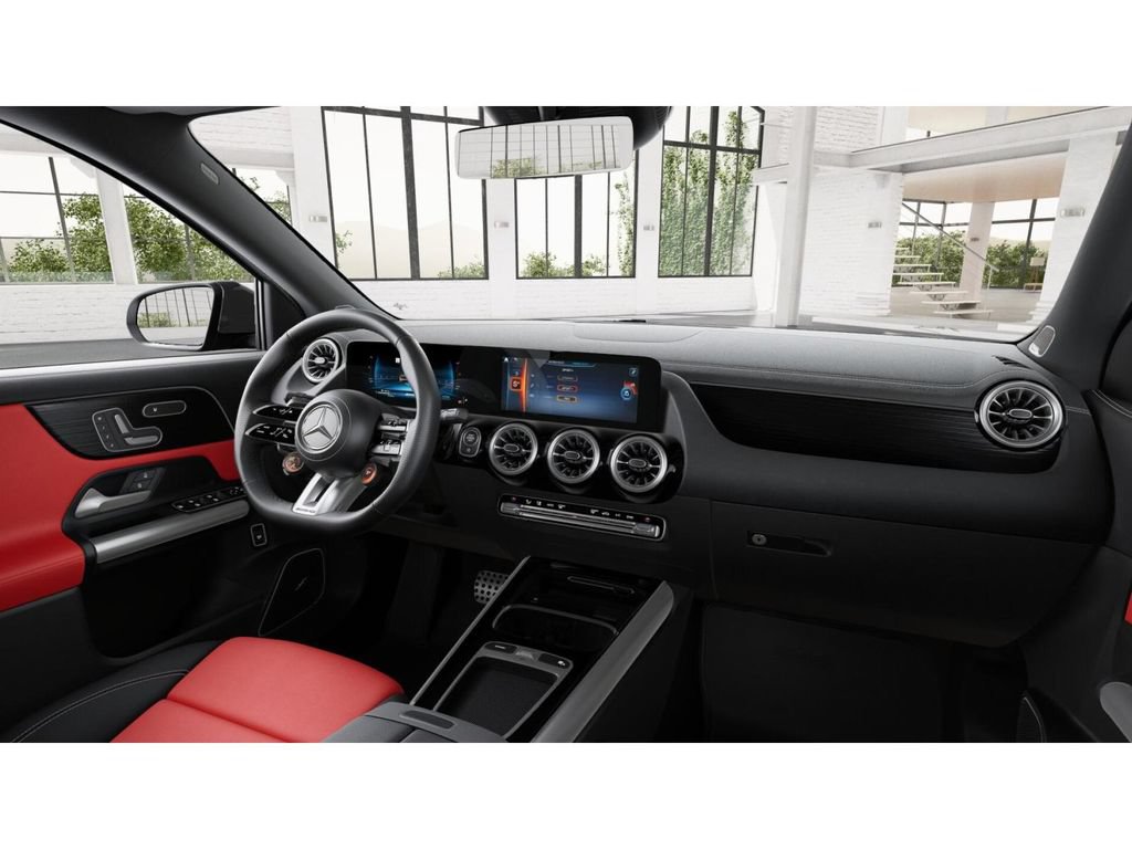 New 2026 Mercedes-Benz GLA 35 AMG 4MATIC image 6