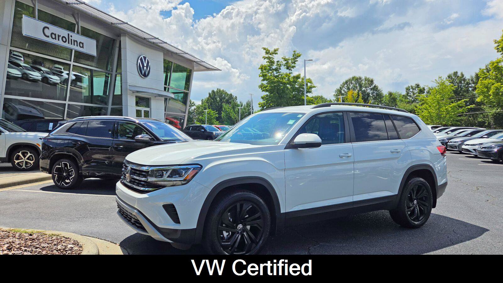 Certified 2023 Volkswagen Atlas SE w/ Black Wheel Package