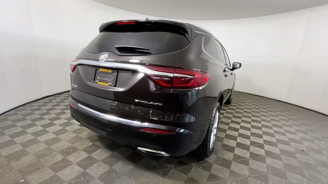 Used 2018 Buick Enclave Premium w/ Experience Buick Package FWD image 6