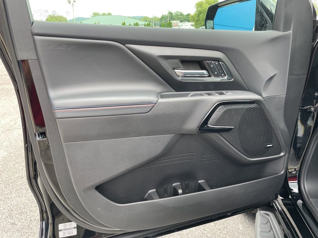 New 2024 Chevrolet Silverado EV RST image 11