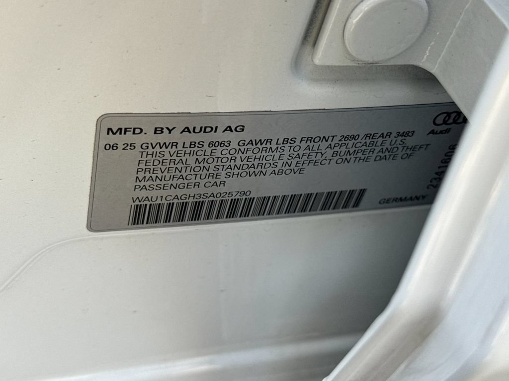 Used 2025 Audi A6 e-tron Premium RWD image 39