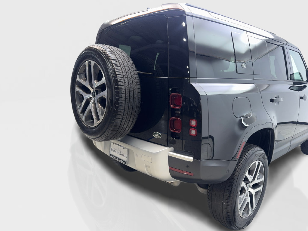 Used 2023 Land Rover Defender 110 SE AWD/4WD image 20